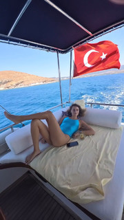 Chiara Stile feet photo thumbnail