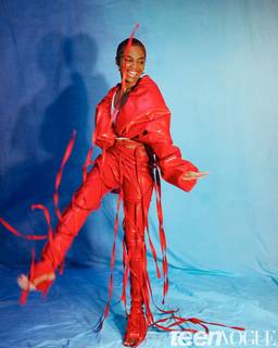 China Anne McClain feet photo thumbnail