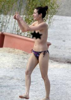 China Chow feet photo 16