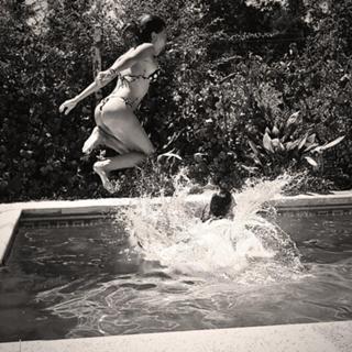 China Suárez feet photo thumbnail