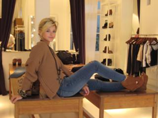 China Suárez feet photo thumbnail