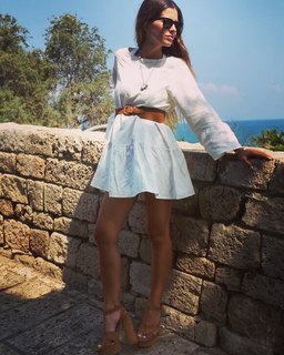 China Suárez feet photo thumbnail