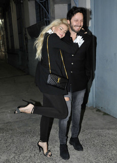 China Suárez feet photo thumbnail