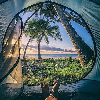 China Suárez feet photo thumbnail