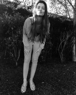 China Suárez feet photo thumbnail