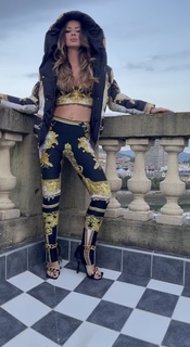 China Suárez feet photo thumbnail