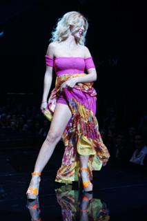 China Suárez feet photo thumbnail