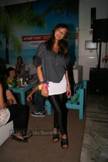 China Suárez feet photo thumbnail