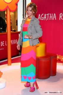 China Suárez feet photo thumbnail