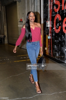 Chiney Ogwumike feet photo 12