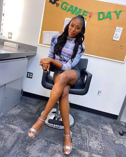 Chiney Ogwumike feet photo 1