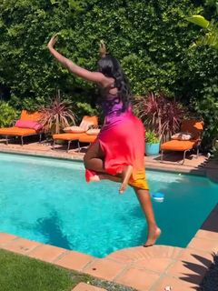 Chiney Ogwumike feet photo 3