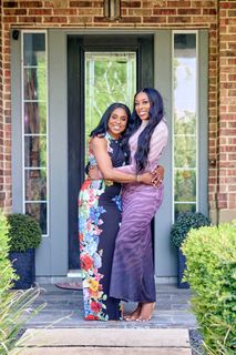Chiney Ogwumike feet photo 1