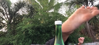 Chintya Candranaya feet photo thumbnail