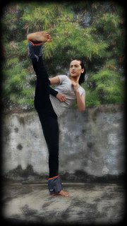 Chintya Candranaya feet photo thumbnail