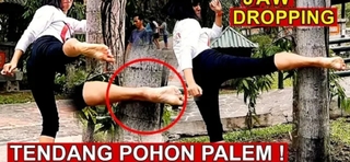 Chintya Candranaya feet photo thumbnail