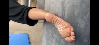 Chintya Candranaya feet photo thumbnail