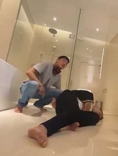 Chintya Candranaya feet photo thumbnail