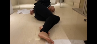 Chintya Candranaya feet photo thumbnail