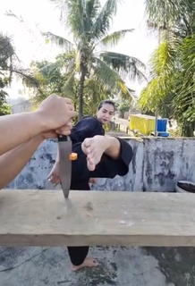 Chintya Candranaya feet photo thumbnail