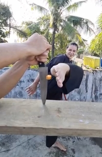 Chintya Candranaya feet photo thumbnail