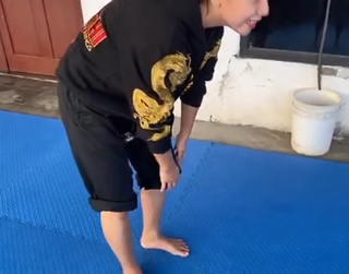 Chintya Candranaya feet photo thumbnail