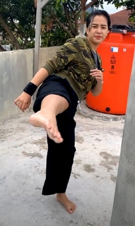 Chintya Candranaya feet photo thumbnail