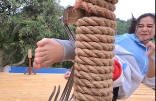 Chintya Candranaya feet photo thumbnail