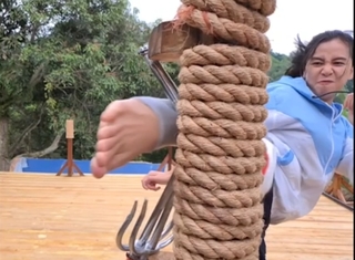 Chintya Candranaya feet photo thumbnail