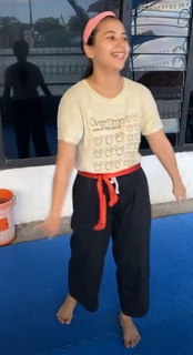 Chintya Candranaya feet photo thumbnail