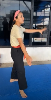 Chintya Candranaya feet photo thumbnail