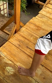 Chintya Candranaya feet photo thumbnail