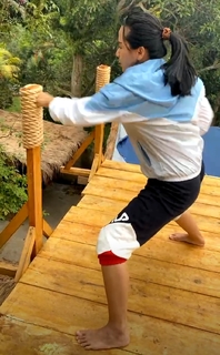 Chintya Candranaya feet photo thumbnail