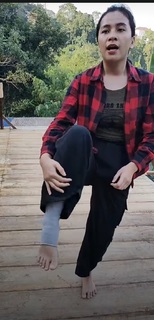 Chintya Candranaya feet photo thumbnail