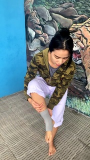 Chintya Candranaya feet photo thumbnail