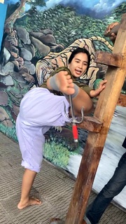 Chintya Candranaya feet photo thumbnail