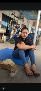 Chintya Candranaya feet photo thumbnail