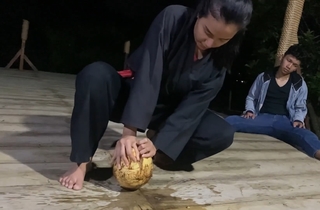 Chintya Candranaya feet photo thumbnail