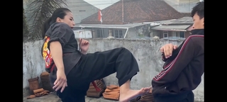 Chintya Candranaya feet photo thumbnail