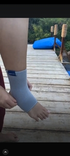 Chintya Candranaya feet photo thumbnail