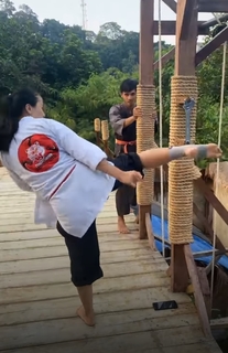 Chintya Candranaya feet photo thumbnail