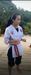 Chintya Candranaya feet photo thumbnail