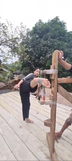 Chintya Candranaya feet photo thumbnail