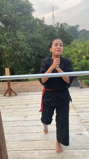 Chintya Candranaya feet photo thumbnail