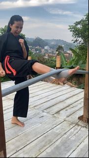 Chintya Candranaya feet photo thumbnail