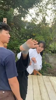 Chintya Candranaya feet photo thumbnail