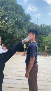 Chintya Candranaya feet photo thumbnail