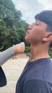 Chintya Candranaya feet photo thumbnail