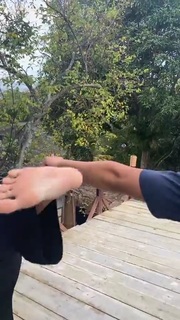 Chintya Candranaya feet photo thumbnail