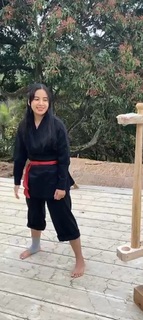 Chintya Candranaya feet photo thumbnail